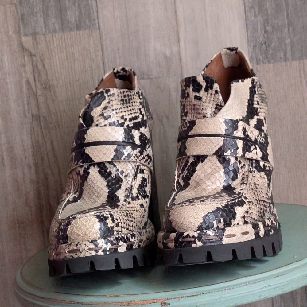 A.S.98 Platform Booties - Picture 2 of 15